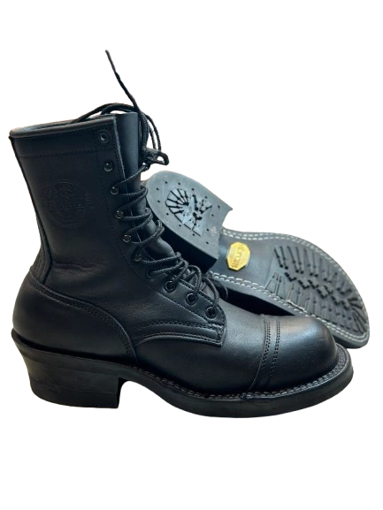 T-1 Commander: Size 8C. A steal at £350. Vintage vibes, timeless style. Don't miss out!